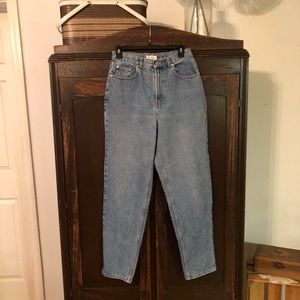 Vintage-Inspired Mom Jeans